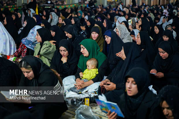 احیای شب بیست و یکم ماه مبارک رمضان در یاسوج
