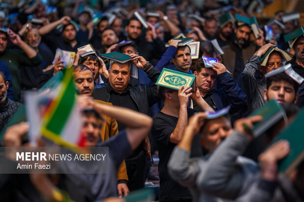 احیای شب بیست و یکم ماه مبارک رمضان در شیراز