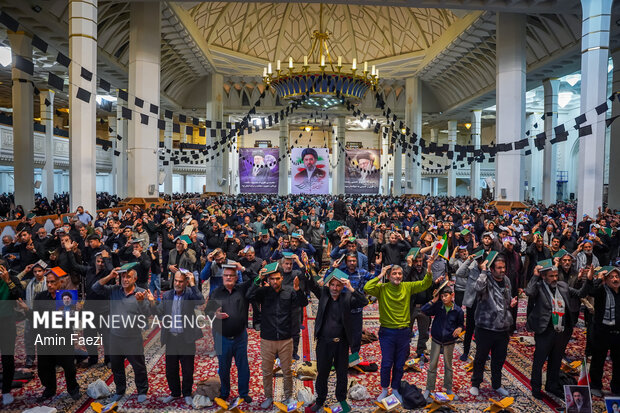 احیای شب بیست و یکم ماه مبارک رمضان در شیراز