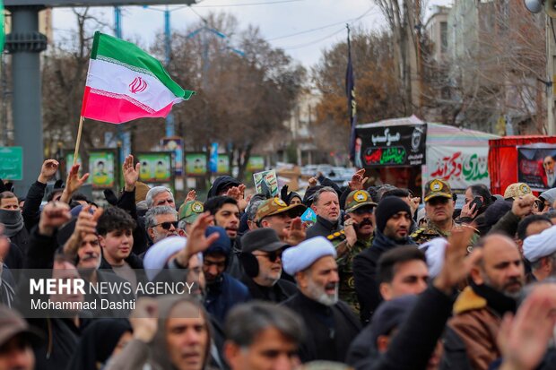 آیین تشییع و تدفین ۳ شهید حمله آمریکایی صهیونی در اردبیل