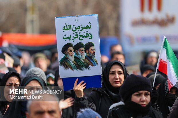 آیین تشییع و تدفین ۳ شهید حمله آمریکایی صهیونی در اردبیل