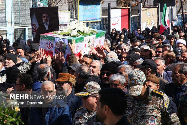 تشییع پیکر مطهر شهید «ابوالفضل آدینه پور قوچانی» در شیروان