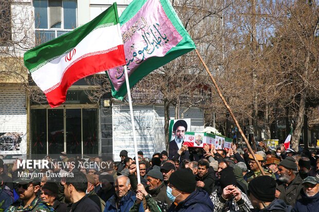 تشییع پیکر مطهر شهید «ابوالفضل آدینه پور قوچانی» در شیروان