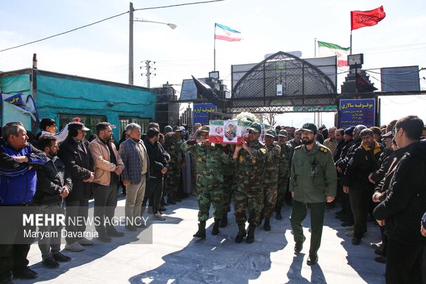 تشییع پیکر مطهر شهید «ابوالفضل آدینه پور قوچانی» در شیروان
