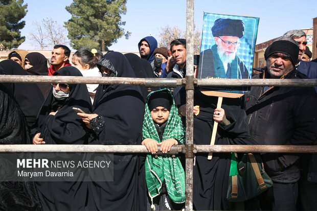 تشییع پیکر مطهر شهید «ابوالفضل آدینه پور قوچانی» در شیروان