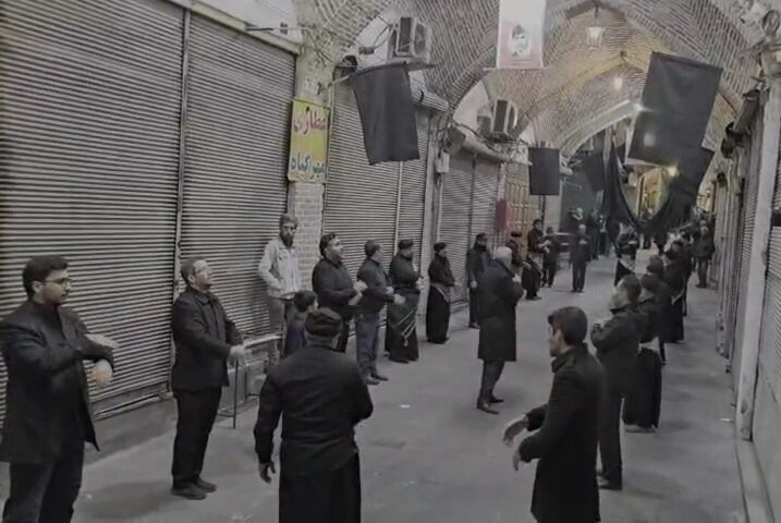 عزاداری هیئات و دسته‌جات بمناسبت شهادت امام علی(ع) در بازار تبریز