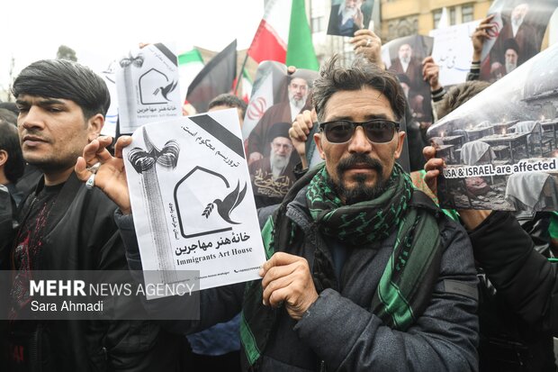 اجتماع بزرگ مهاجرین ملل اسلامی در محکومیت شهادت قائد امت