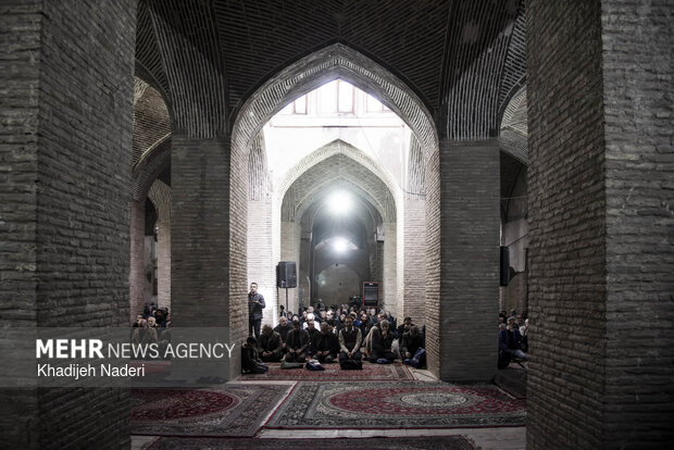عزاداری بازاریان اصفهان در سوگ امام علی (ع)