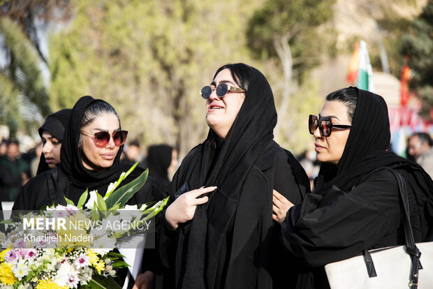 تشییع پیکر مطهر ۸ شهید حمله آمریکایی- صهیونی در اصفهان