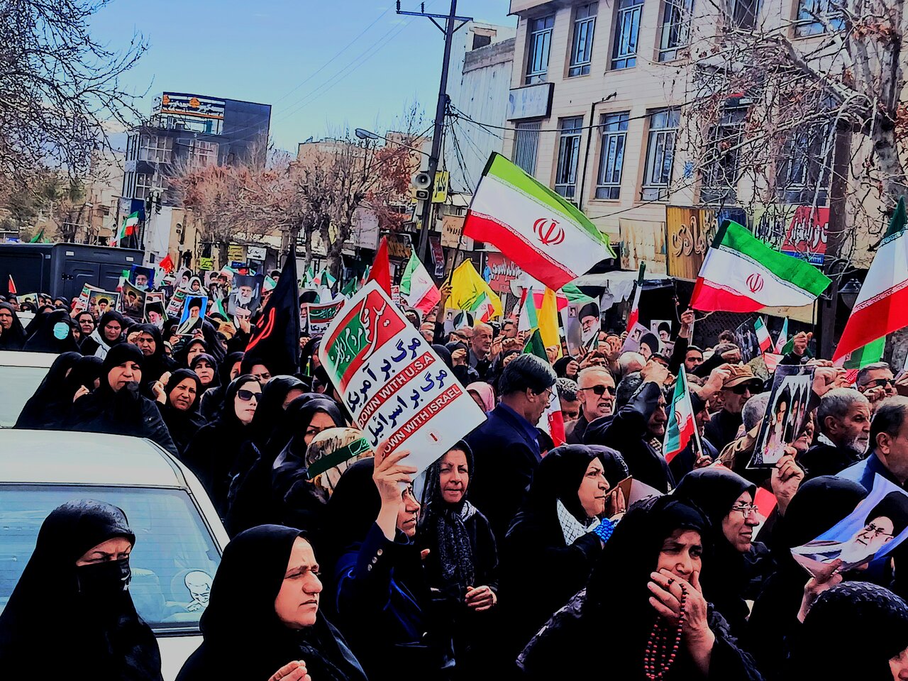 مردم ایران تا آخرین نفس پای آرمان‌های انقلاب و ولایت خواهند ایستاد  