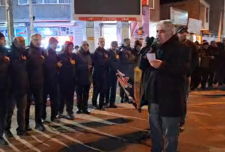 عزاداری در سوگ رهبر شهید و بیعت با سومین رهبر انقلاب در هریس