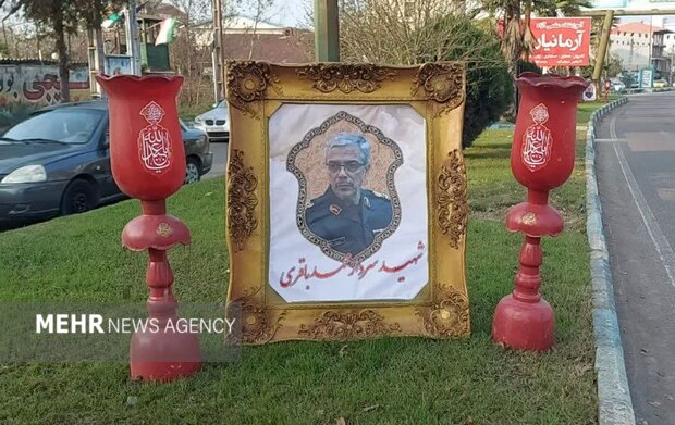 المان‌های تصویری شهدا در بندر کیاشهر مرمت و بازآرایی شدند