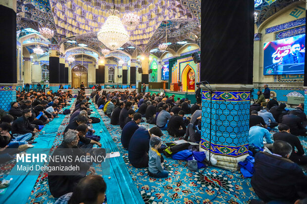 احیای شب بیست و سوم ماه مبارک رمضان در یزد