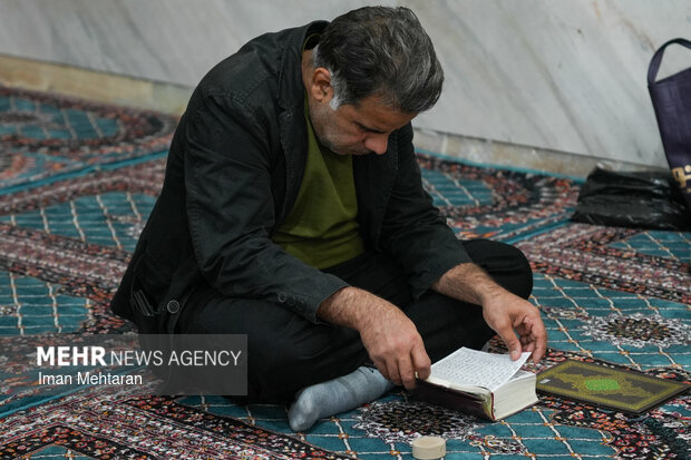 احیای شب بیست و سوم ماه مبارک رمضان در کرمانشاه