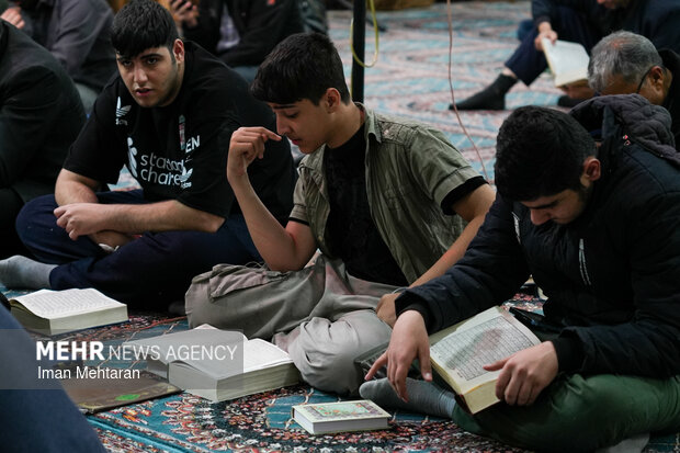 احیای شب بیست و سوم ماه مبارک رمضان در کرمانشاه