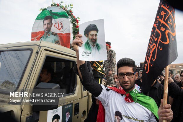 مراسم تشیع پیکر شهید مدافع وطن شهید میثم گوهری آرانی