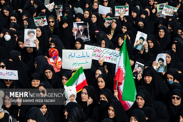 مراسم تشیع پیکر شهید مدافع وطن شهید میثم گوهری آرانی