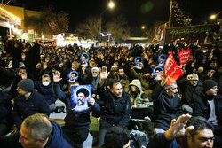 مواکب استان سمنان خادم مردم سوگوار در تجمعات شبانه و لیالی قدر