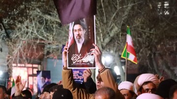 قیام حماسی مردم خوی در خونخواهی شهادت رهبر معظم انقلاب