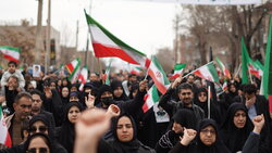حضور مردم روستای رزین بخش بیلوار در راهپیمایی روز جهانی قدس