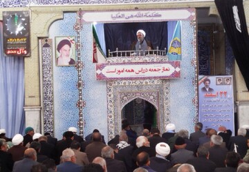 رمز پیروزی امت اسلامی ایمان، استقامت و وحدت است