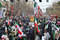 حضور ملت ایران در میدان تا پیروزی حق علیه باطل ادامه خواهد داشت