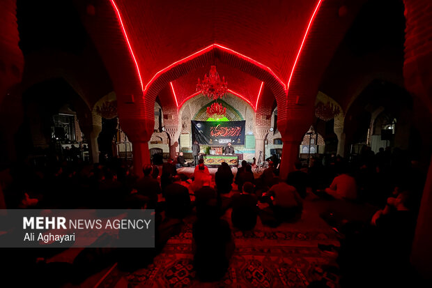 احیای شب بیست و سوم ماه مبارک رمضان در ارومیه