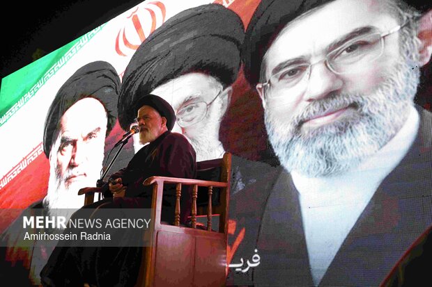 احیای شب بیست و سوم ماه مبارک رمضان در بیرجند