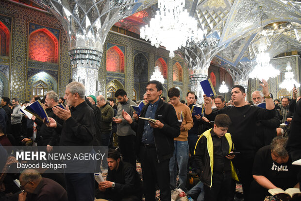 احیای شب بیست و سوم ماه مبارک رمضان در حرم رضوی