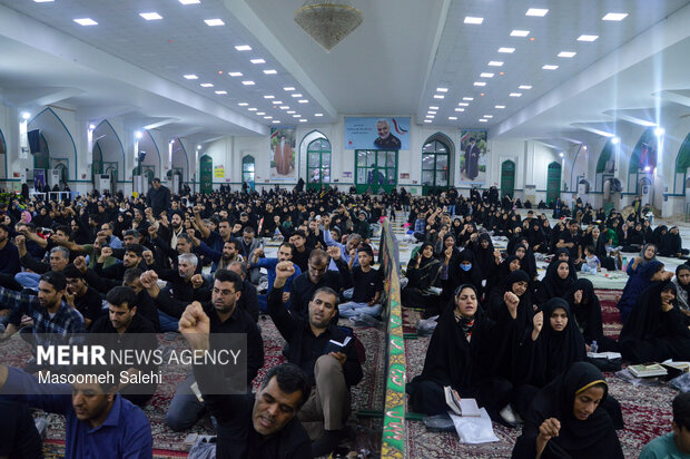 احیای شب بیست و سوم ماه مبارک رمضان در بندرعباس