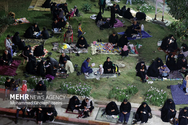 احیای شب بیست و سوم ماه مبارک رمضان در بوشهر