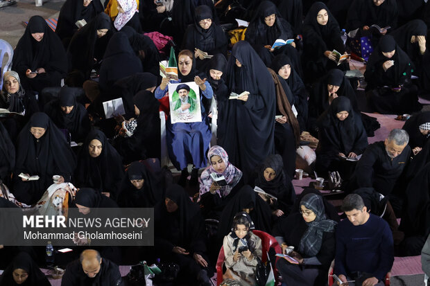 احیای شب بیست و سوم ماه مبارک رمضان در بوشهر