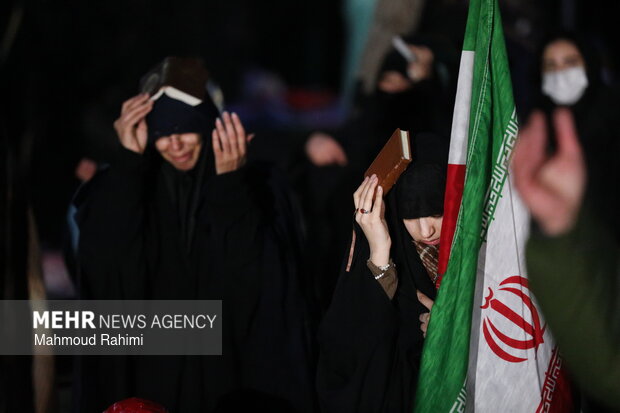احیای شب بیست و سوم ماه مبارک رمضان در هیئت عاشورائیان شرق تهران