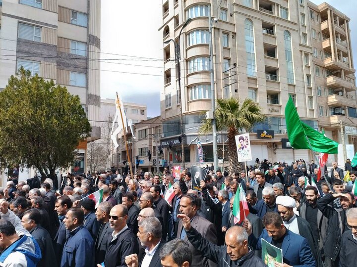 İlam halkı Filistin'e desteklerini dile getiriyor