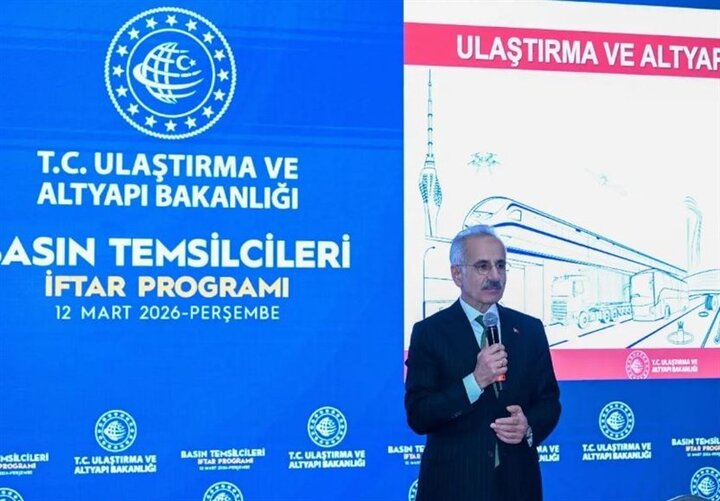 تركيا: بإذن من السلطات الإيرانية، سفينة تركية عبرت مضيق هرمز