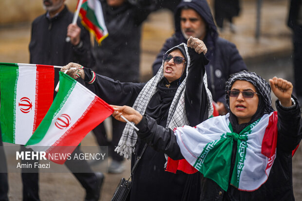 «نوروز پیروز»؛ وقتی بهار فارس با پیام پیروزی گره می‌خورد