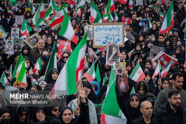 بازتاب روز قدس در رسانههای عربی؛ از شجاعت ایرانیها تا حضور مسئولان بازتاب روز قدس در رسانههای عربی؛ از شجاعت ایرانیها تا حضور مسئولان
