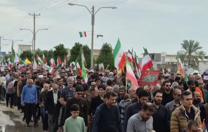 حضور پرشور مردم آب‌پخش در راهپیمایی روز جهانی قدس