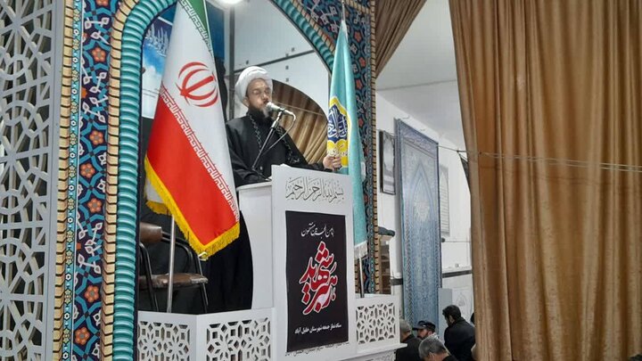 لزوم حفظ وحدت و همبستگی امت اسلامی