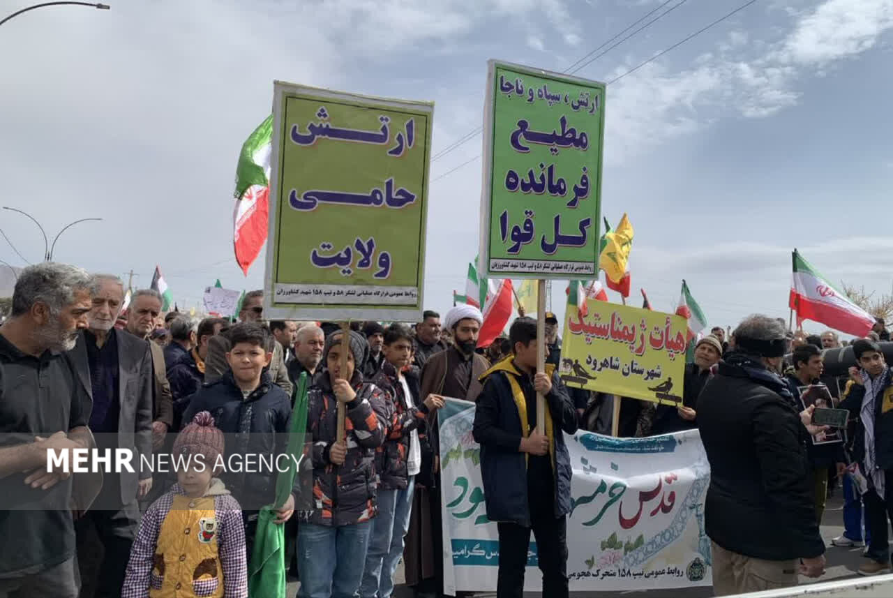 حماسه‌ای به وسعت ۶۵ نقطه استان سمنان؛ از سمنان تا قدس فاصله‌ای نیست