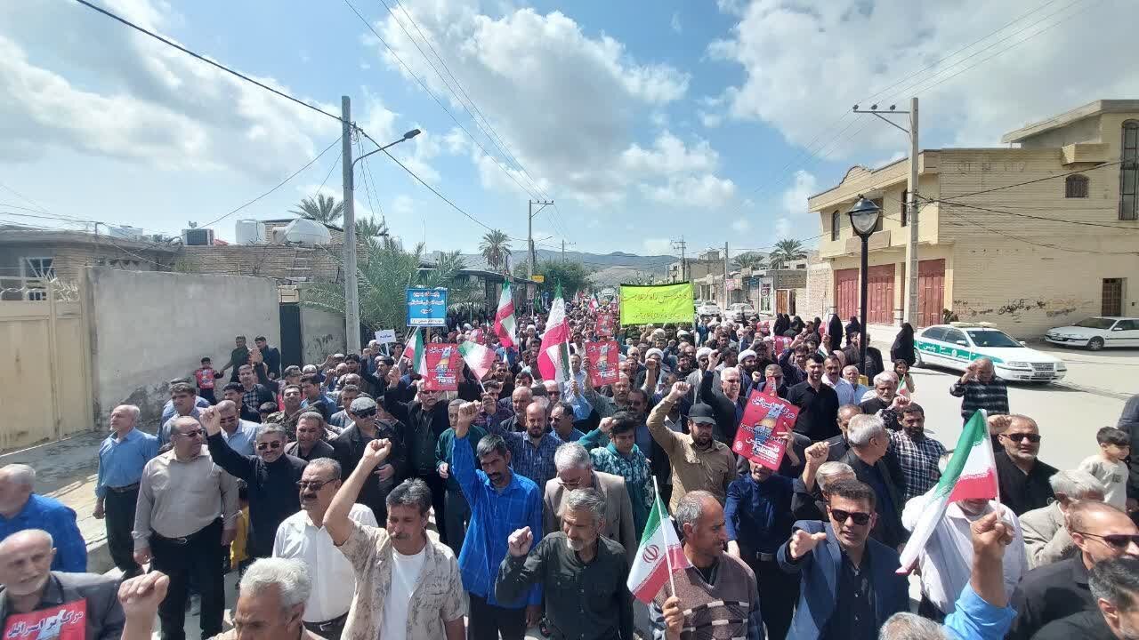 حماسه زرین دشتی ها با لبیک به دعوت رهبر انقلاب در راهپیمایی روز قدس حماسه زرین دشتی ها با لبیک به دعوت رهبر انقلاب در راهپیمایی روز قدس