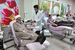 مطیعی: «نذر خون» بابرکت‌ترین نذورات ماه رمضان است