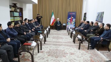 رهبر انقلاب اسلامی از شایستگی کامل فقهی و مدیریتی برخوردار است