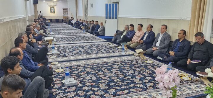 فرماندار تنگستان: قرآن چراغ هدایت امت اسلامی است
