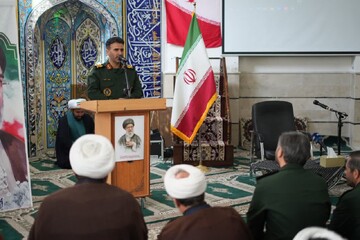 اکبری: مساجد مسئول تربیت نیروهای مخلص برای دفاع از کشور است