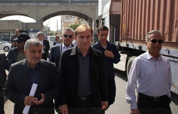 استاندار بوشهر: تخلیه کالاهای اساسی از گمرک تسریع شود