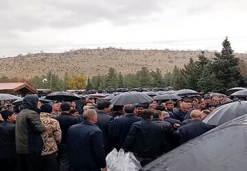 حماسه اشک و استقامت در ایوان؛ آسمان در سوگ شهدایی که گریست