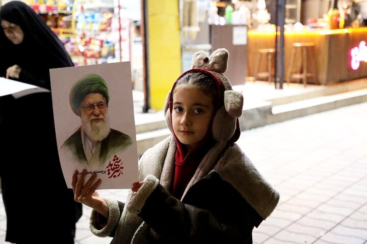 بیعت دهه نودی ها در ایلام با مقام معظم رهبری+تصاویر