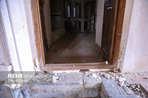 آثار تجاوز آمریکایی - صهیونی به بناهای تاریخی سنندج