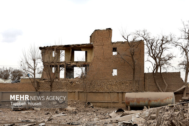 آثار تجاوز آمریکایی - صهیونی به مرکز آموزشی در همدان
